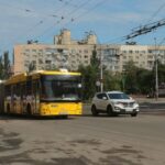 Рух транспорту відновлений: біля ТРЦ "Ocean Plaza" в Києві завершили ремонт тепломережі