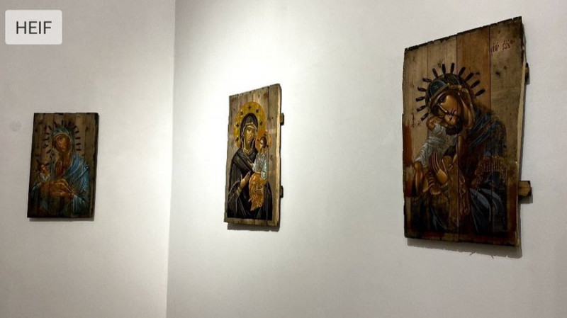 Написані на ящиках з-під набоїв: у Києві відкрили виставку ікон