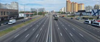 Готові понад 100 вулиць: на автошляхах Києва оновлюють дорожню розмітку