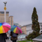 Сначала — дожди: в Украине прогнозируют потепление до +22 градусов (схема)