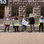 У центрі Києва відбулася акція проти гомофобії: чого вимагали учасники