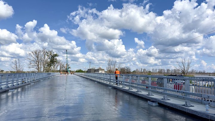 Рух оновленим мостом через річку Ірпінь відкриють у серпні
