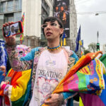 В Киеве прошла очень короткая акция ЛГБТ-движения "Марш равенства" - фото