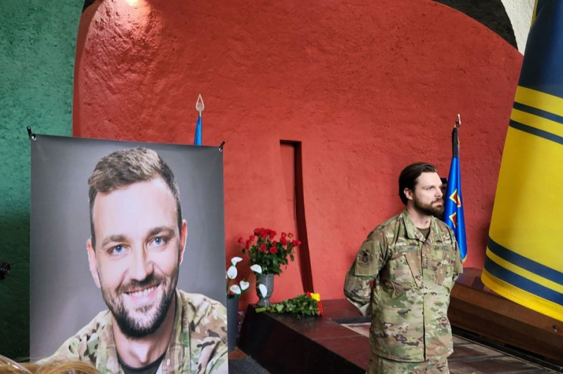Загинув внаслідок теракту в Оленівці: у Києві попрощалися із військовослужбовцем Сергієм Хаванських