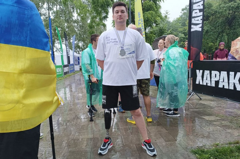 Зібрані кошти направлять на протезування військовослужбовців: у Києві провели благодійний забіг