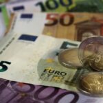 Курс валют в Украине 26 июня 2024: сколько стоит доллар и евро