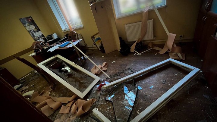 Троє постраждалих та пошкоджена пожежна частина: наслідки атаки російських військ Київщини