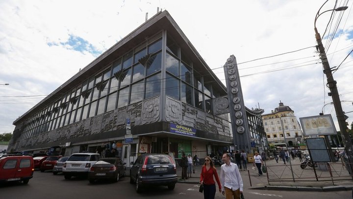 Ремонт чи реконструкція: на Бессарабському ринку у центрі Києва — будівельні роботи. Що кажуть у КМДА