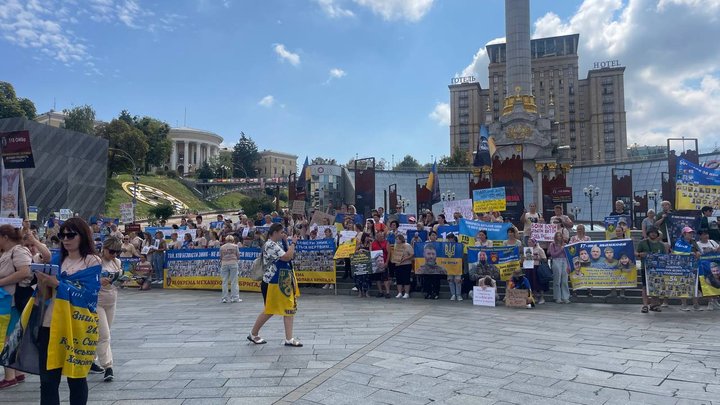 "Поверніть наших рідних додому": у центрі Києва відбулася акція на підтримку зниклих безвісти морських піхотинців