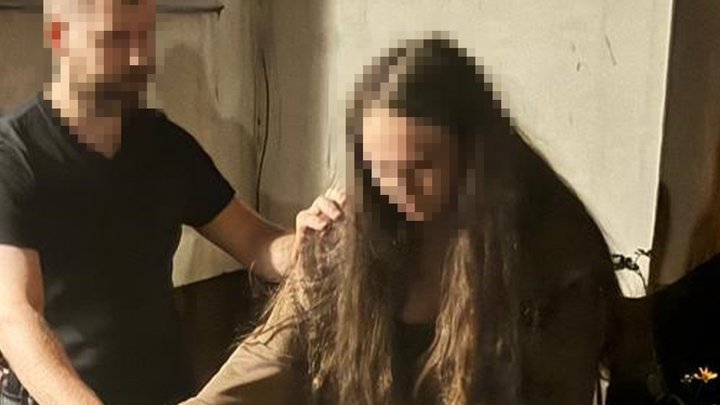 У Києві затримали ймовірну російську агентку, яка причетна до підпалів авто військових — СБУ