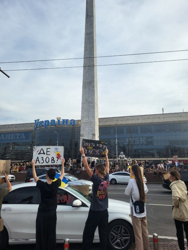 Акція "Free Azov": на Галицькій площі в Києві влаштували мітинг на підтримку полонених військових