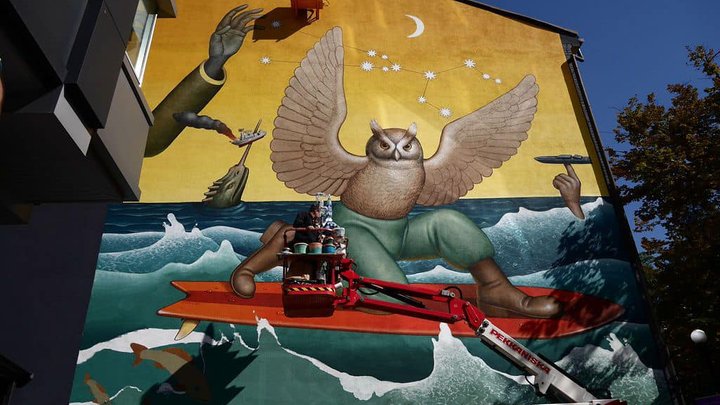 "Мудрий панує над зірками": у Києві з'явився мурал для підтримки ГУР