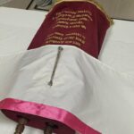 Шлях додому сувоїв Тори: єврейська громада повернула ще один стародавній рукопис в Україну