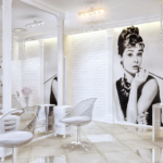 Якісне перукарське крісло — ключ до успіху вашого салону краси