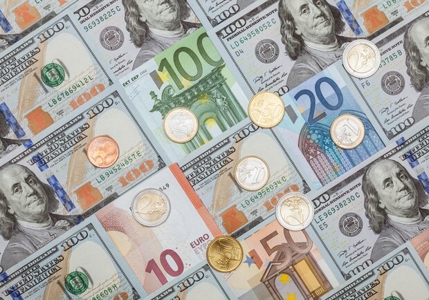 Курс валют в Украине 30 октября 2024: сколько стоит доллар и евро. 