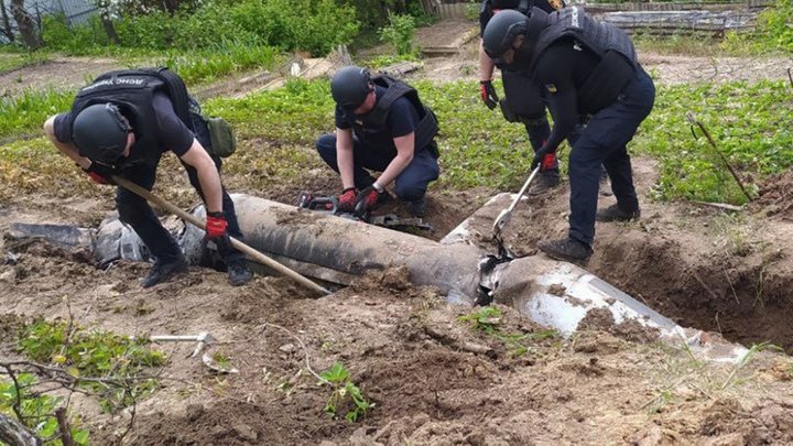 Уламки авіаційної крилатої ракети Х-55 знайшли в одному з районів Київщини