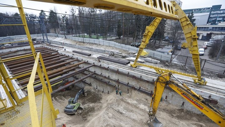 У Києві відновили будівництво метро на Виноградар