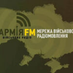 У центрі Києва в руках радіоведучої під час ефіру вибухнув боєприпас