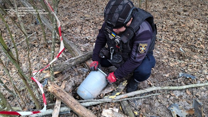 На Київщині знайшли бойову частину російського дрона