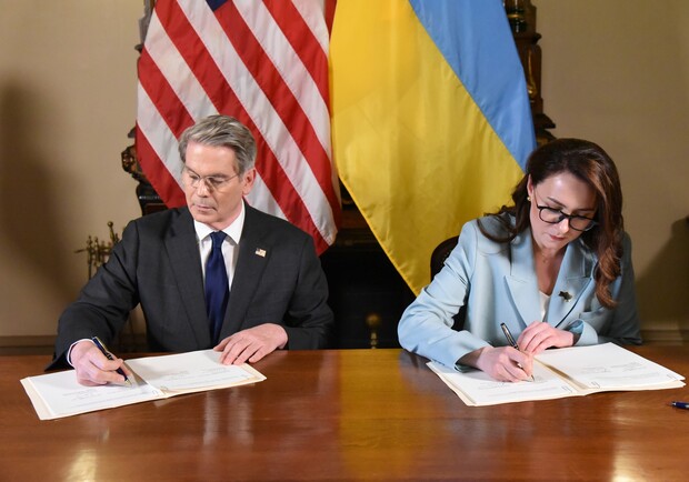 Украина и США подписали соглашение о недрах: какие в ней пункты 