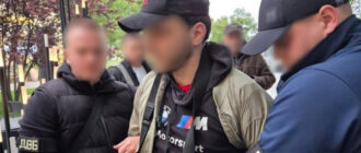 В Киеве владелец барбершопа помогал клиентам уклоняться от мобилизации