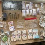 Розсилали по Україні поштою в посилках з печивом: у Києві викрили групу наркоторговців