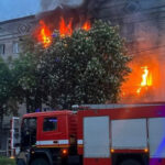 Россия дважды за ночь атаковала Киев "шахедами": вспыхнули квартиры, разрушены дома, детали