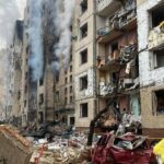 "Він у жахливому стані": на Солом'янці у Києві півтора року триває відновлення будинку, який зруйнувала російська ракета