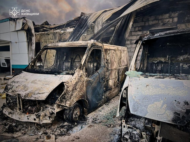 "Постраждала ціла сім'я": на Київщині Росія вбила жінку, її 4-річний син та батьки в лікарні. Прильоти були й в столиці