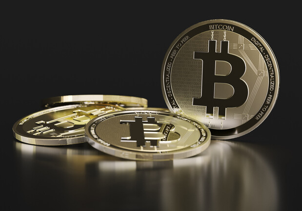 Биткоин начал резко расти: почему курс приблизился к $98 000 