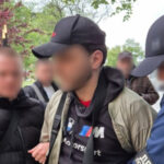 Власник столичного барбершопу переправляв чоловіків за кордон – поліція