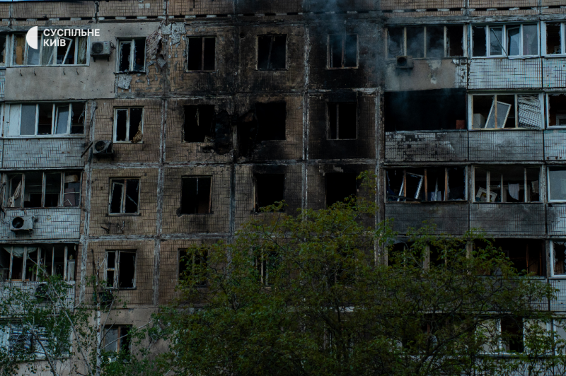 Росія вночі атакувала Київ балістикою та дронами: двоє загиблих, поранені діти