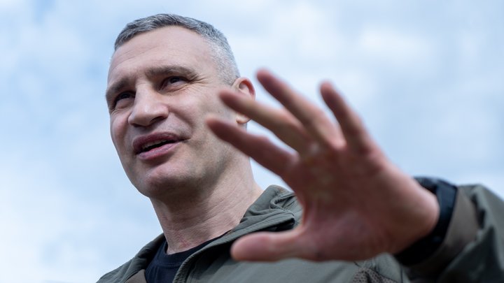 Кличко поскаржився, що Зеленський намагається його дискредитувати, а в країні встановити авторитаризм