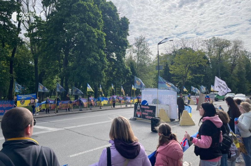У Києві пройшла акція на підтримку військовополонених, яких утримують в Чечні