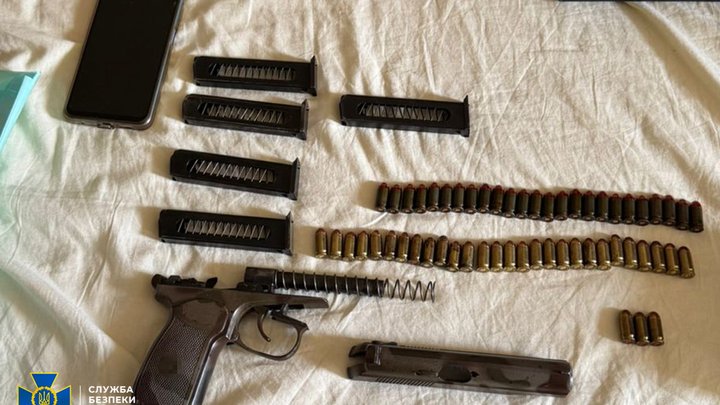 Підпалював авто і готував убивство в Києві: СБУ повідомила про затримання агента ФСБ