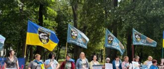 "Борітеся — поборете": акція-нагадування про військовополонених та зниклих безвісти відбулася у Києві