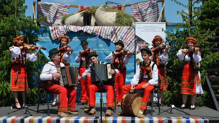 У Києві триває етнофестиваль "Країна мрій": вперше в програмі є "Героїчна сцена"