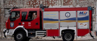 У Києві через російську атаку 2 постраждалих: чоловік "важкий"
