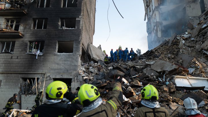У Києві зросла кількість загиблих через атаку РФ по будинку в Солом'янському районі до 21