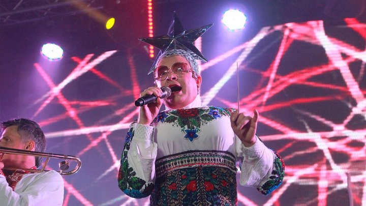 Сердючка заспівала на концерті під Києвом російською — у поліції кажуть, що взялися за перевірку