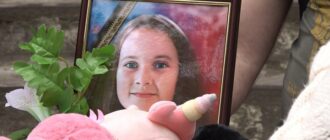 "Світилися очі, вона була прекрасна": у Києві попрощалися з загиблими під час атаки РФ 11-річною Марійкою та її матір'ю