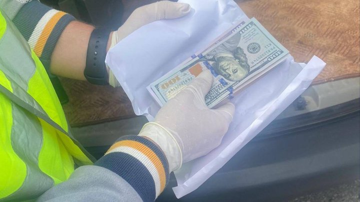 15 тис. дол. США за вплив на ВЛК: у прокуратурі Київщини заявили, що у Білій Церкві упіймали на хабарі посадовця
