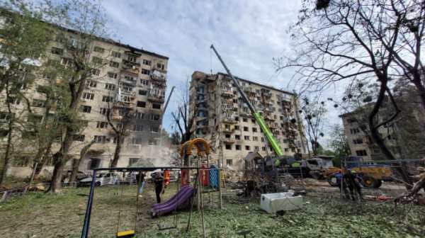 У Києві 14 загиблих та 114 поранених через російську атаку, також рятувальники вилучили фрагменти тіл 