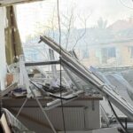 Российские обстрелы Киева разрушили жилье солиста группы «Антитела» Тараса Тополи