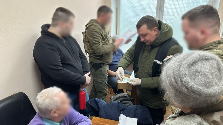 ВЛК для "обмежено придатних": яка реакція людей, які чекали в чергах у Києві