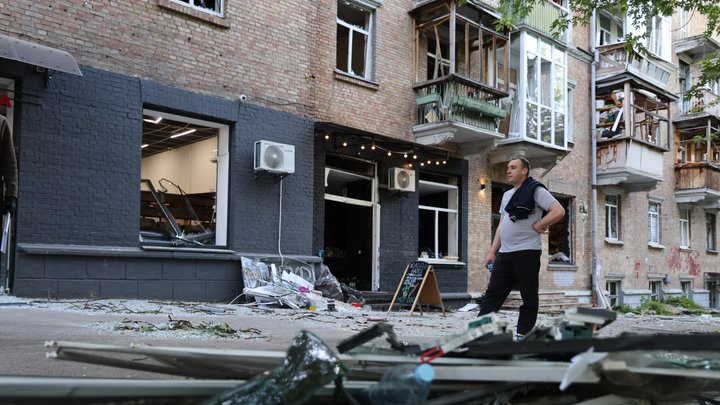"Як тільки лягли — воно як жахне! Все полетіло на голови": жителі Солом'янки про наслідки атаки РФ