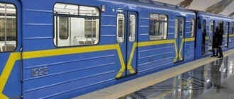 Повреждение путей метро в Киеве: между двумя станциями курсиркет автобус