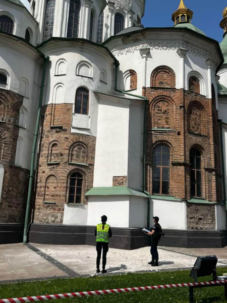 Росіяни вночі пошкодили Софійський собор і Одеську кіностудію