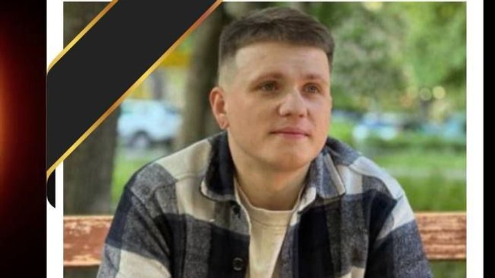 "Жив, вчився, вірив у життя": ким був загиблий хлопець зі зруйнованого будинку в Києві, на порятунок якого чекали батьки