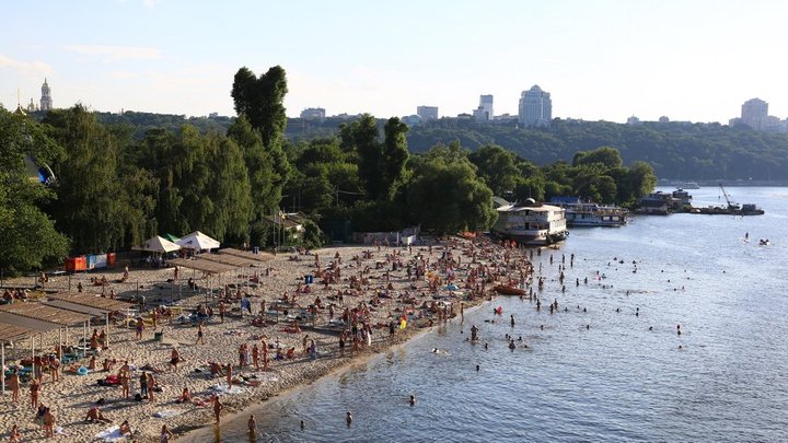 Шість пляжів у Києві, на яких вода безпечна для купання